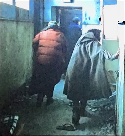 Qui tape sur Syd pendant que Kee et Th&eacute;o s'enfuient ?