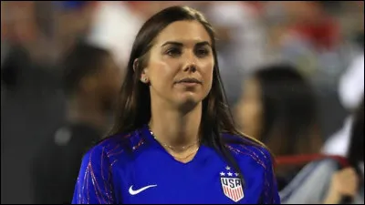 Saurez-vous trouver l'identit&eacute; de cette footballeuse ?