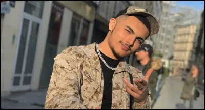 Quel est le nom de famille de RK ?