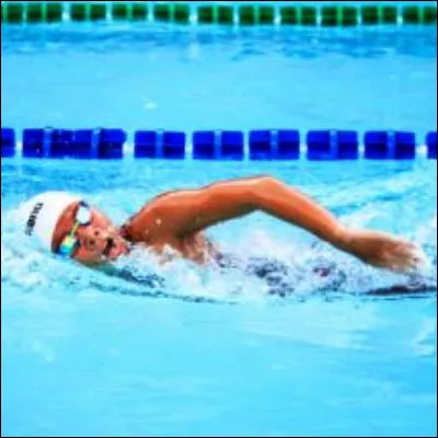 Qui est le seul nageur &agrave; avoir &eacute;t&eacute; double champion olympique sur 50 m&egrave;tres nage libre et sur 100 m&egrave;tres nage libre ?