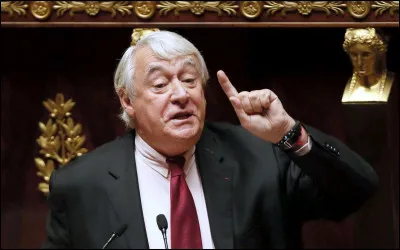 Claude Goasguen, homme politique appartenant successivement au CDS, à l'UDF, l'UMP, LR, est mort le 28 mai 2020 : dans quelle ville a-t-il été élu pendant plus de 30 ans, comme élu municipal 1983 à 2020 et comme député 1993 à 2020 ?