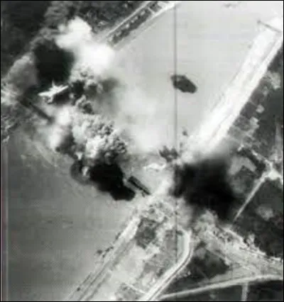 07 février 1965 : 
Prétextant un accrochage naval dans le golfe du Tonkin survenu en août, quel président américain obtient l'autorisation du Congrès pour un engagement militaire contre la république du Vietnam du Nord, coupable de soutenir la guérilla du Viêt-Cong contre le régime en place du Vietnam du Sud, allié des Américains ?