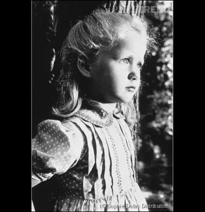 Qui est cette petite fille qui jouait le rôle de Paulette dans le film mythique "Jeux interdits" ?