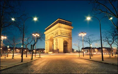 Quel grand fleuve passe par la ville de Paris ?