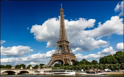 Quelle est la seule ville jumel&eacute;e avec Paris ?