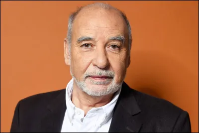 Pour Tahar Ben Jelloun en 1987, la nuit est :