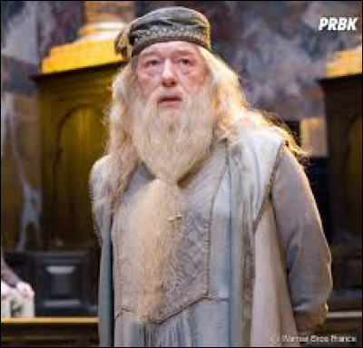 Dumbledore a une cicatrice....