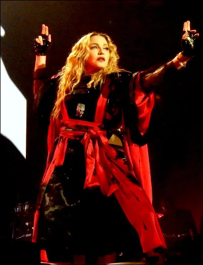 Madonna a beaucoup chanté pour des bandes originales de films. Quel titre, issu d'une bande originale de film, n'est pas de Madonna ?