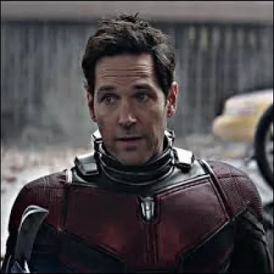 Quel superhéros se cache derrière le nom de Scott Lang ?