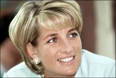 Qui est cette célébrité ?