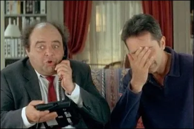 Dans "Le Dîner de cons", quel accent prend François Pignon (Jacques Villeret) quand il veut faire croire à M Leblanc qu'il est producteur de film ?