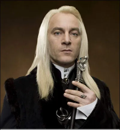 Comment s'appelle les fid&egrave;les de Voldemort ?