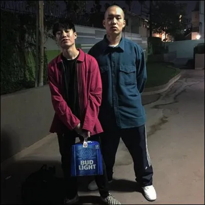 Meilleurs amis qui tombent amoureux ou ennemis qui finissent par s'aimer ? Que préfères-tu ?