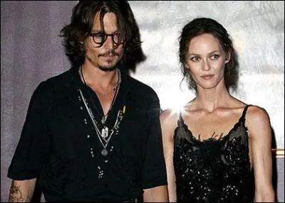 Johnny Depp et Vanessa Paradis eurent le coup de foudre en 1998 :