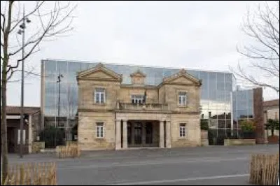 Ville néo-aquitaine de la métropole Bordelaise d'un peu plus de 64 000 habitants, Pessac se situe dans le département ...