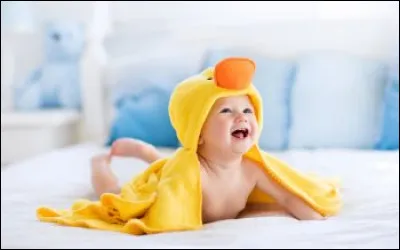 Laquelle de ces femmes présente une gestation d'une durée inférieure à un an ?