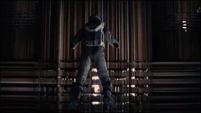 Lorsqu'il est dans le tesseract de la cinquième dimension, quel ordre Cooper envoie-t-il en morse, à sa fille, dans le film « Interstellar » ?