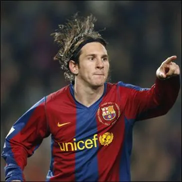 Quel est ce joueur, voluant actuellement au FC Barcelone ?