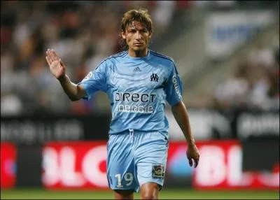 Qui est cet international argentin et dfenseur marseillais ?