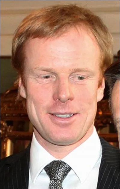 12 médailles (1992-98) > Le norvégien Bjørn Dæhlie n'a été dépassé récemment que par son compatriote Bjørndalen. Il entraîne actuellement l'équipe des ... ... pour les JO de 2022.