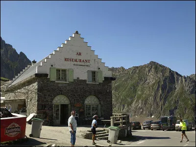 De quel minéral l'aimant de Ceylan est-il un autre nom ?