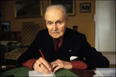 Qui est cet écrivain, auteur du roman ''Le Roman de Renard'' ?