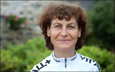 Quel sport Tony Estanguet pratiquait-il ?