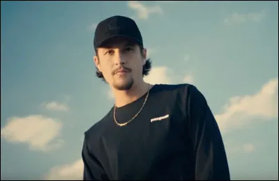 De quel pays, Nekfeu le rappeur est-il originaire ?