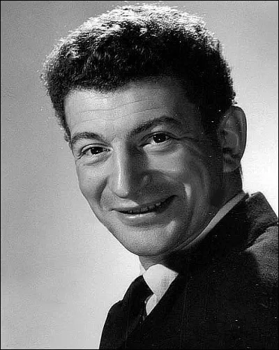 D'apr&egrave;s la photographie, ce metteur en sc&egrave;ne est :