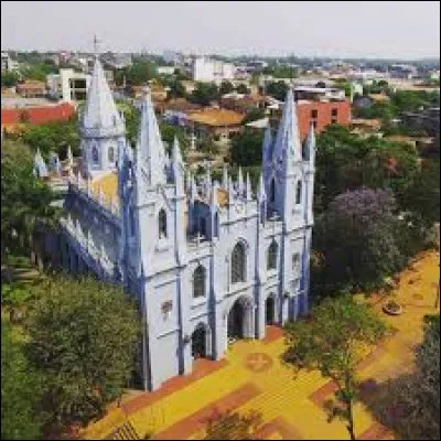 O&ugrave; se situe San Lorenzo ?