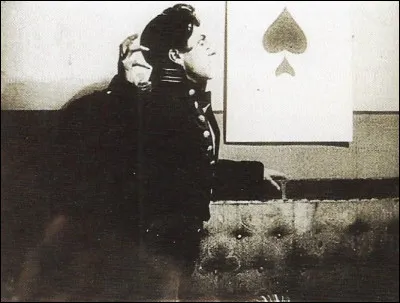 Qui est le réalisateur de la Dame de pique, film sorti le 31 décembre 1915 ?