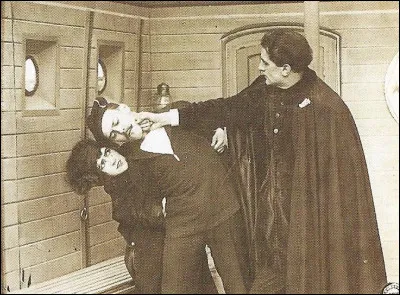 Ce ciné-roman, en 12 épisodes, de Louis Feuillade, de 1916, a pour titre ?