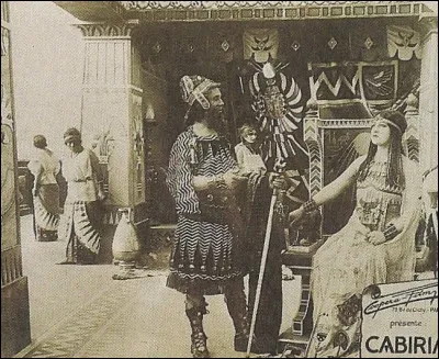 À qui doit-on le péplum à grand spectable de 1914, Cabiria ?