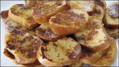 Quel ingrédient est indispensable à la confection du pain perdu traditionnel ?