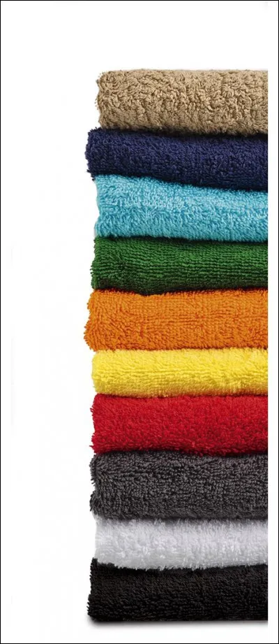 Monica range ses serviettes par catégorie. Combien y a-t-il de catégories différentes ?