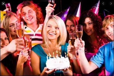 Voilà que tu tapprêtes à fêter l'arrivée du nouveau gardien de nuit quand soudain, un de tes amis animatroniques mange tout et gâche la fête ! Que fais-tu ?