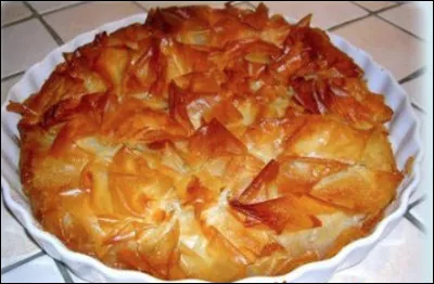 Quel est ce gâteau des Landes à base d'eau, de farine, d'oeuf, d'huile, de sucre, de pommes et d'Armagnac ?