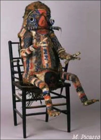 À quel peintre célèbre a été offerte cette étrange sculpture ?