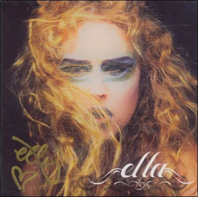 ''Elluria's Lament'' : Le mot ''Lament'' signifie ''complainte''. De quelle chanson Leonard Cohen a-t-il fait une version en anglais ?