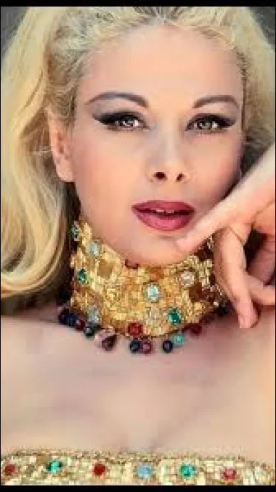 De quel pays est originaire l'animatrice "Sandra Milo" ?