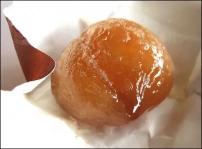 Quelle est cette confiserie composée d'une châtaigne confit dans du sucre glace, spécialité de Privas ?