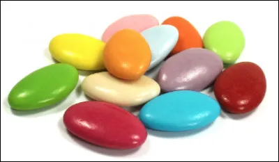 Quelle est cette confiserie avec un noyau dur, souvent une amande enrobée de sucre coloré, spécialité de Verdun ?