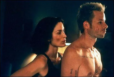 Le méchant, qui finit vainqueur, est Leonard dans...