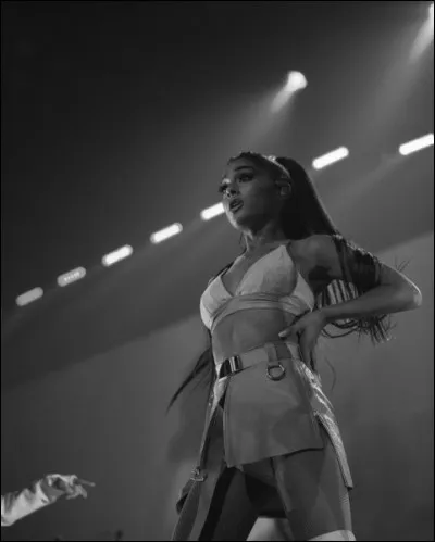 À quel album appartient : "Just Like Magic" ?