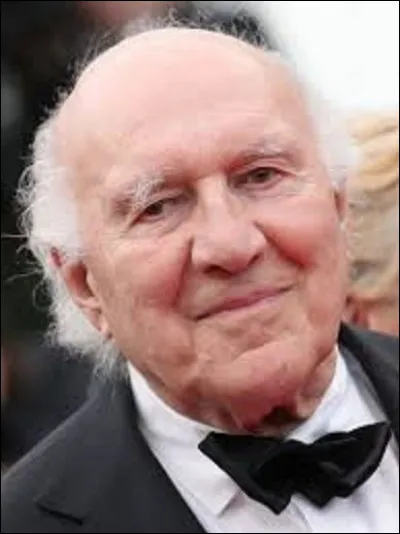 Acteur : 
Né à Paris en 1925 et mort en 2020 à Saint-Philbert-sur-Risle (Eure), Michel Piccoli fut un acteur de cinéma et de théâtre, réalisateur et scénariste. Jouant dans des films comme ''Belle de jour'' en 1966 ou ''César et Rosalie'' en 1972, il a obtenu durant sa carrière deux distinctions du Molière et quatre du César du meilleur acteur. 
En 1991, il le reçoit pour quel film ?