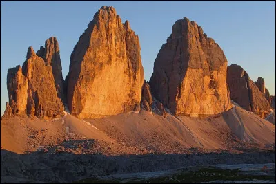 Dans quel pays pourrez-vous voir les Tre Cime di Lavaredo ?