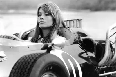En quelle année Françoise Hardy est-elle née ?