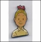 Contrairement  Bob, Bobette peut se montrer ...