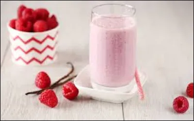 Quel est le nom de la boisson frappée à base de lait auquel on ajoute du sirop ou du jus de fruit ?