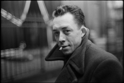 C'est simple, impossible de se tromper. Si je vous dis Albert Camus, à quel livre pensez-vous ?